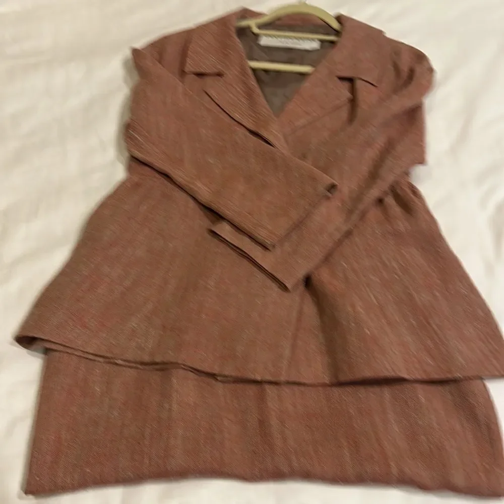 Charles Nolan linen suit - Picture 9 of 10